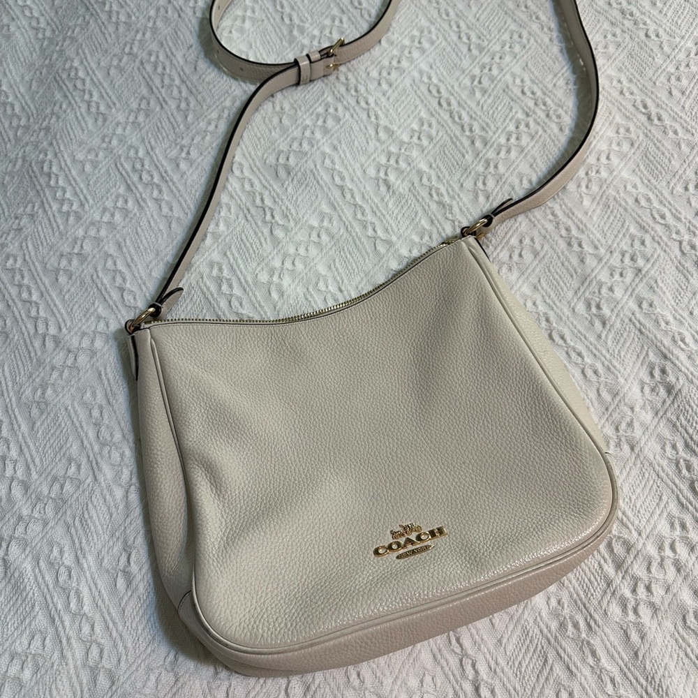 Coach Beige Leather Shoulder Bag
